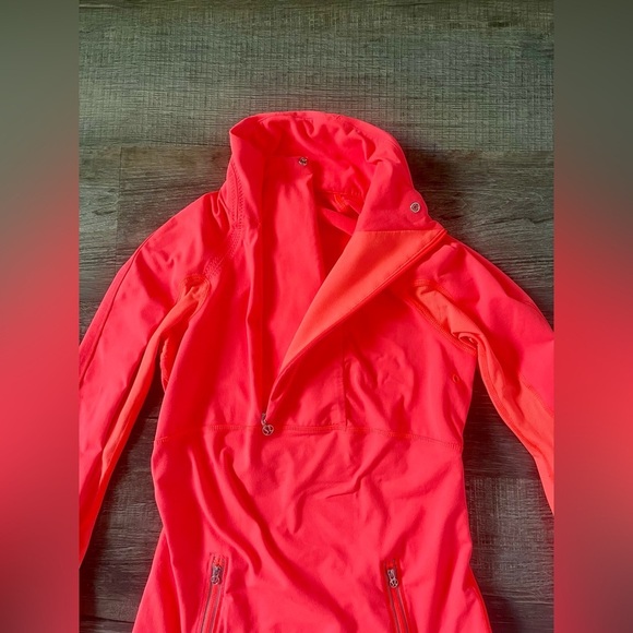 Lululemon Run: Reflect Pullover Light Flare 4 Neon Pink Orange Gym Yoga - Picture 9 of 11